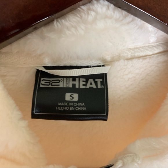 32 Degrees Heat Jacket Size Small - Picture 2 of 5